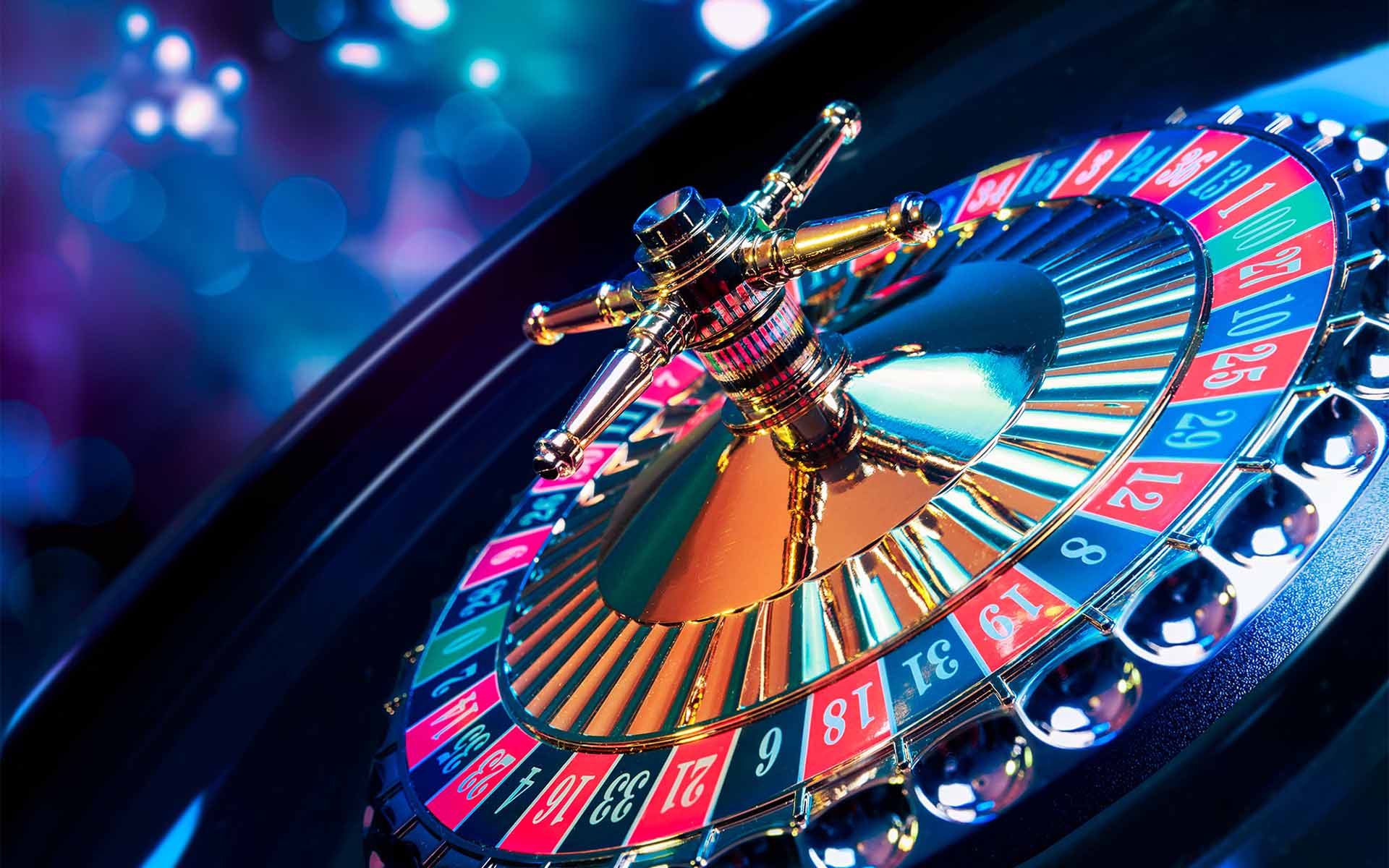 Poker Stratejileri: Bir Uzmanın Deneyimleri ve İpuçları