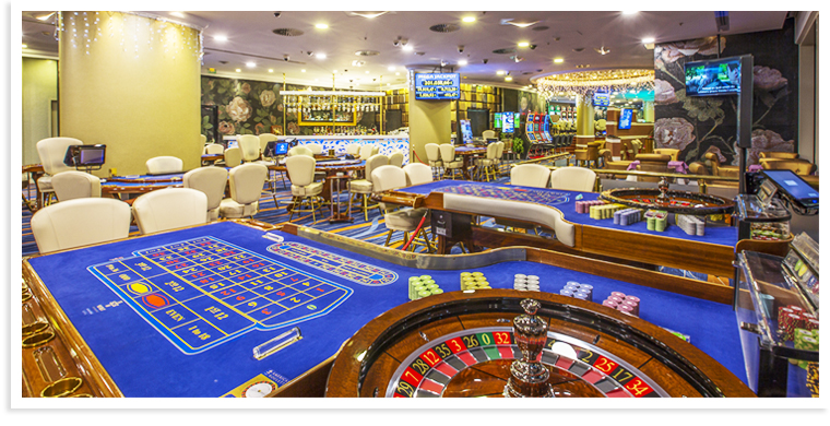 Poker Stratejileri: Bir Uzmanın Deneyimleri ve İpuçları